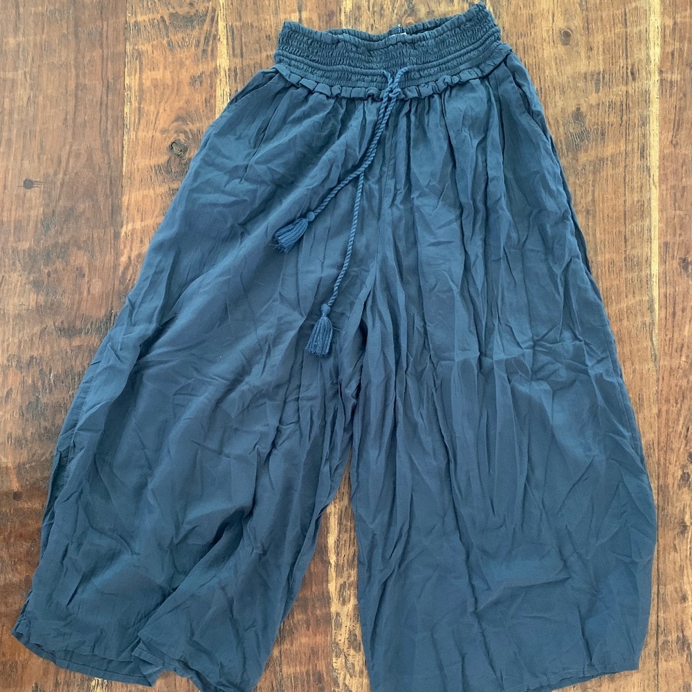 Wilfred boutique pants